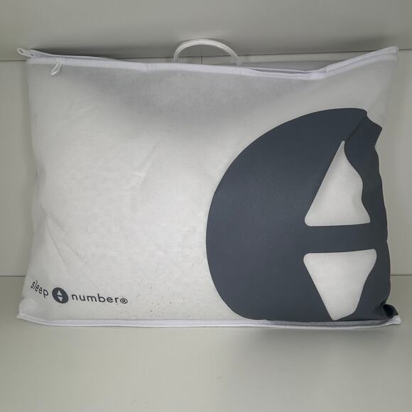 Sleep Number ComfortFit Curved Pillow Standard Size – Floor Model, Clean - Picture 1 of 7